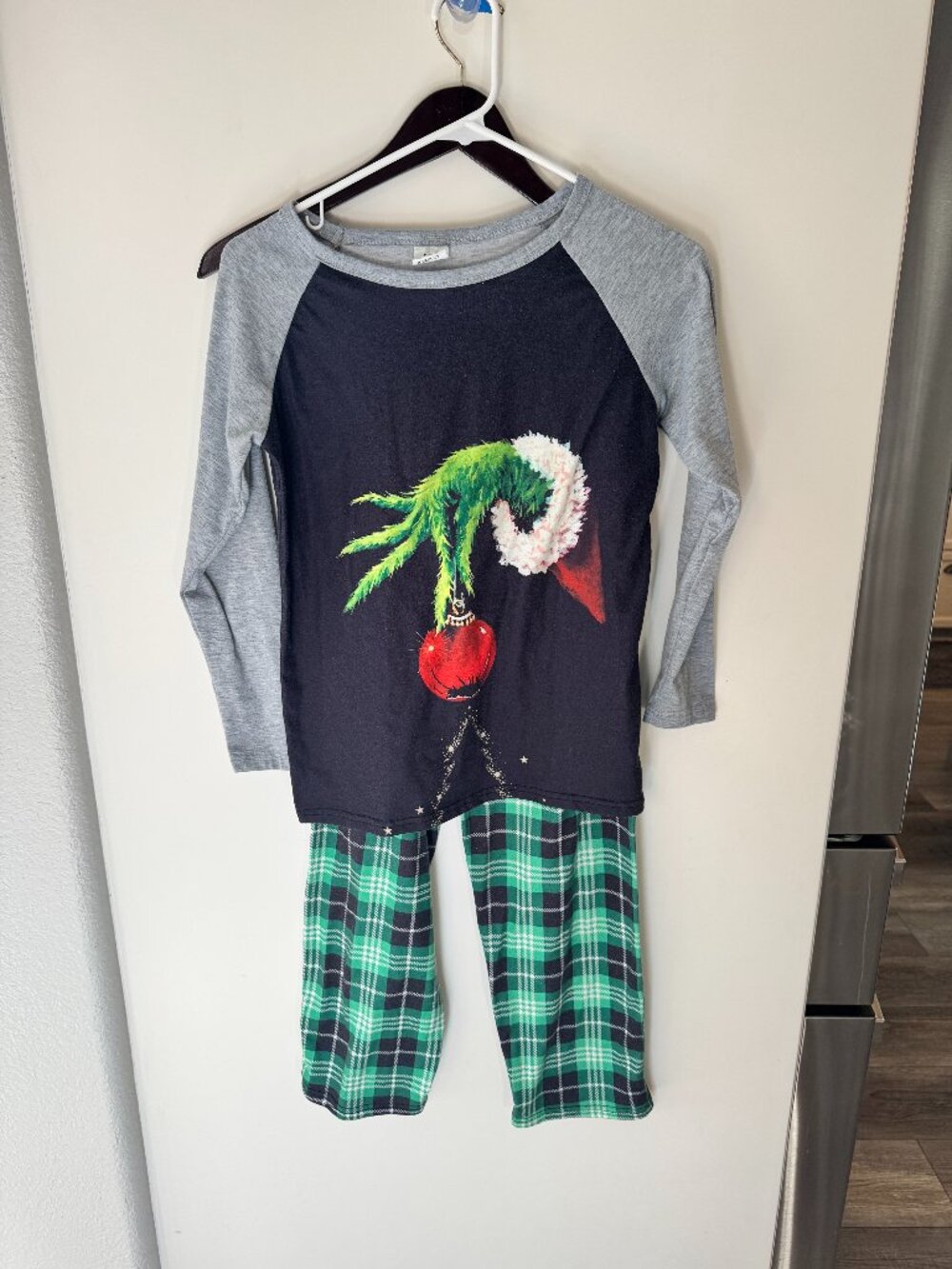 Dr Seuss The Grinch Christmas Pajama Set Raglan Top Green Plaid Pants Size Kid10